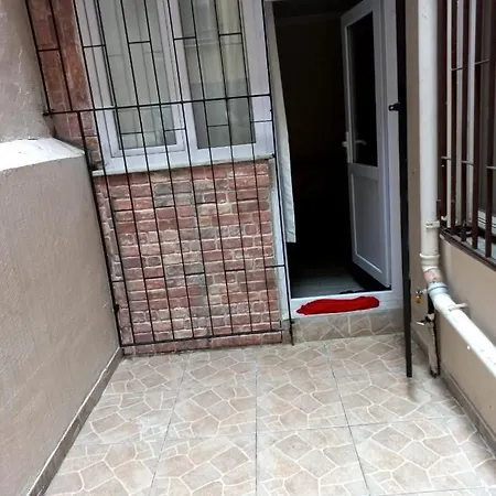 Studio Au Sous Sol Apartment