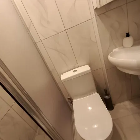 Studio Au Sous Sol Apartment